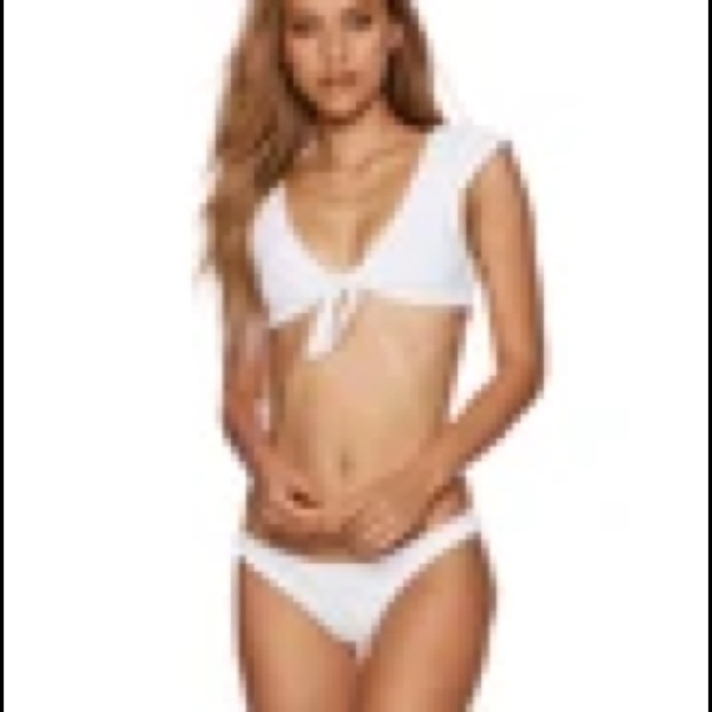 Brand New never worn Beach bunny white swimsuit